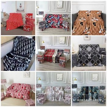 Trendy Foreign Trade Blanket, Flannel Blanket, Big Brand Popular Golden Mink Blanket, Office Lunch Break Blanket