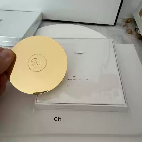 Xiangfeng's New Overseas Version Luxury Facial Cream Gift Cosmetic Mirror Classy Metal Flip Double-Sided Small Mirror