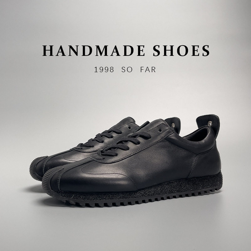 Giày sneaker nam da bò màu đen đơn giản, kiểu dáng thể thao thanh lịch — Màu đen [so sánh giày trên 1000]