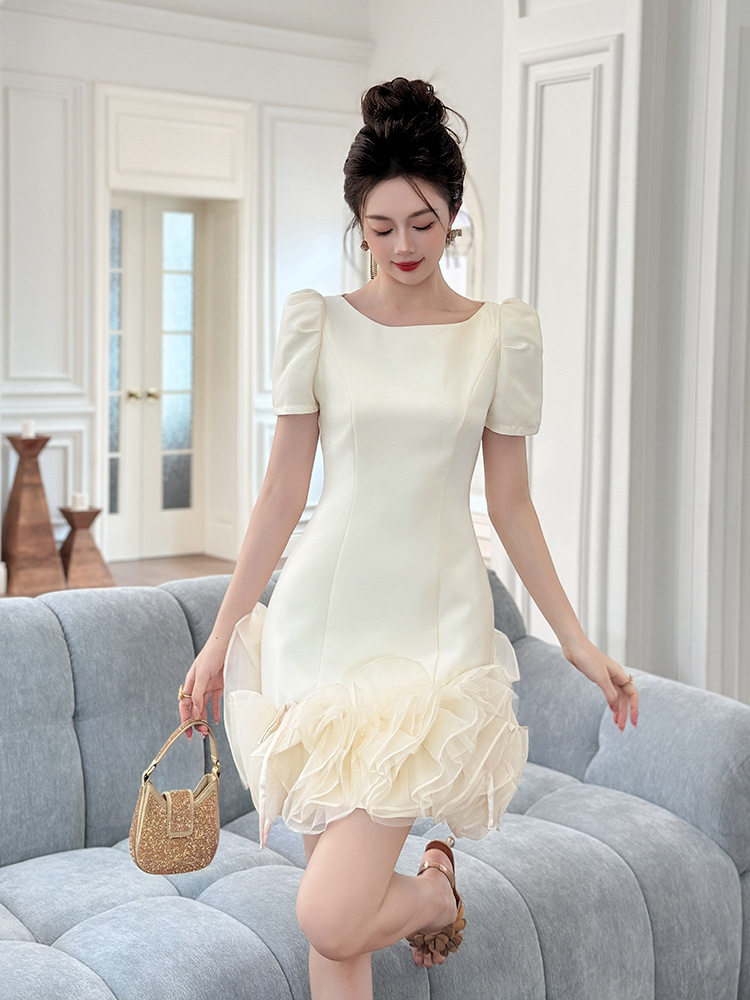 Đầm ôm body nữ cổ tròn tay bồng phong cách Pháp — [Màu hồng đào]