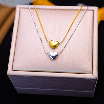 Cross-Border Hot-Selling Titanium Steel Love Pendant Necklace for Women, Light Luxury, Fashionable Temperament, Versatile Peach Heart Clavicle Chain Jewelry Wholesale