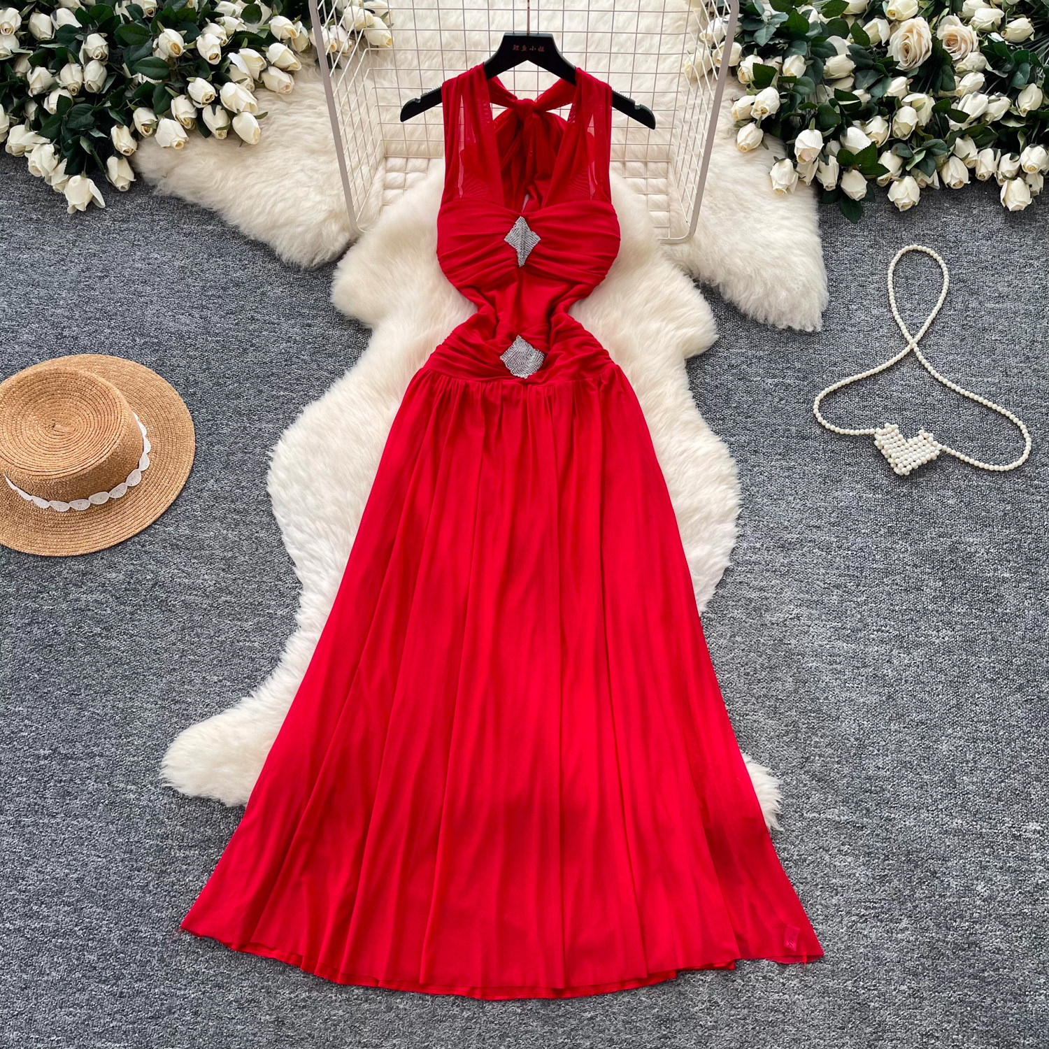 Sleeveless V Neck Backless Dress Sexy A Line Silhouette Waist Defining Lightweight Fabric Summer Evening Wear
