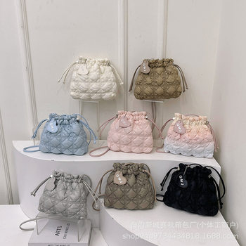 Cross-Border Simple Rhombus Drawstring Pleated Bucket Bag Women's Nylon Cloud Shoulder Crossbody Bag Lightweight Dumpling Bag