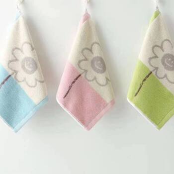 Wholesale children wash face cartoon bright lifting small flower mushroom bear 25*25cm small square