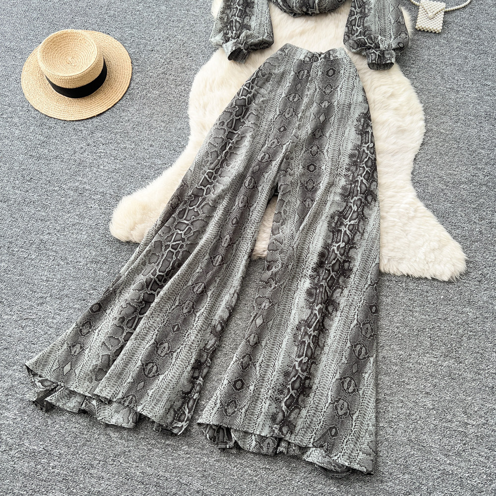 Casual Two Piece Set Snake Print Slim Fit Stylish Design Autumn Fashion for Work or Leisure Wholesale Available
