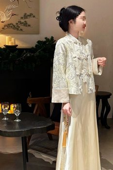 Plus-Size New Chinese Style Tang Suit for Women with a Luxurious and Sophisticated Feel, Featuring a Buttoned Jacket and Dress Two-Piece Set