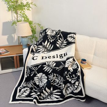 Blanket Half Velvet Knitted Throw Blanket Sofa Blanket Hotel B&B Decorative Blanket Office Air-Conditioned Room Nap Blanket