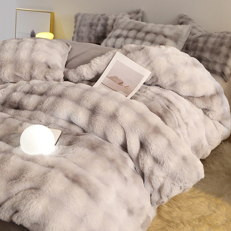Class a Thickened Rabbit Fur Four-Piece Set, Milk Velvet Rabbit Fur Duvet Cover, Machine Washable, Non-Shedding, Maternal and Infant Grade, Winter Version