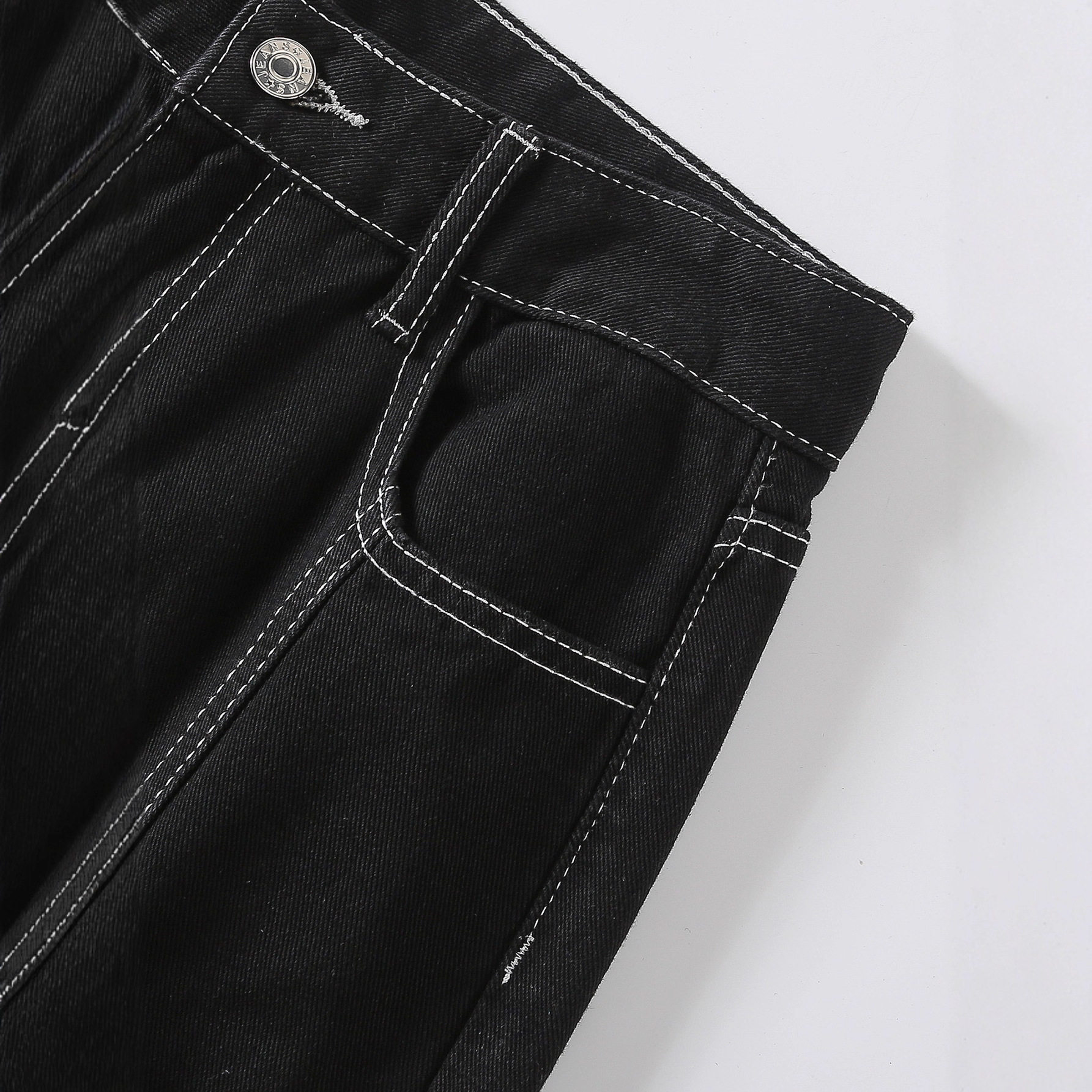 Womens Slim Fit Straight Leg Jeans Versatile Denim Trousers Casual Wear for All Seasons Wholesale Available