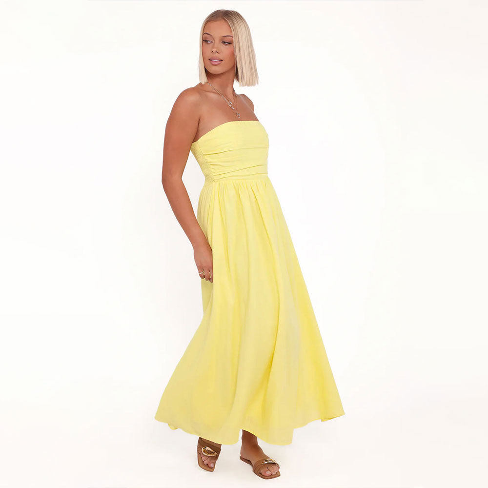 Chic Yellow Strapless Maxi Dress Elegant Sleeveless Summer Style Perfect for Petite Figures Wholesale Available