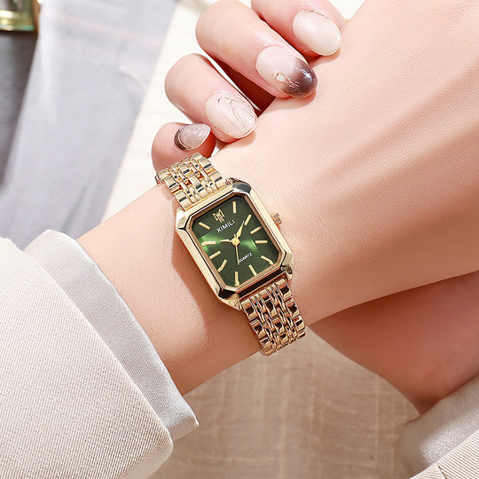 Live streaming drainage new light luxury alloy steel band ladies watch female student fashion square quartz wristwatch wholesale