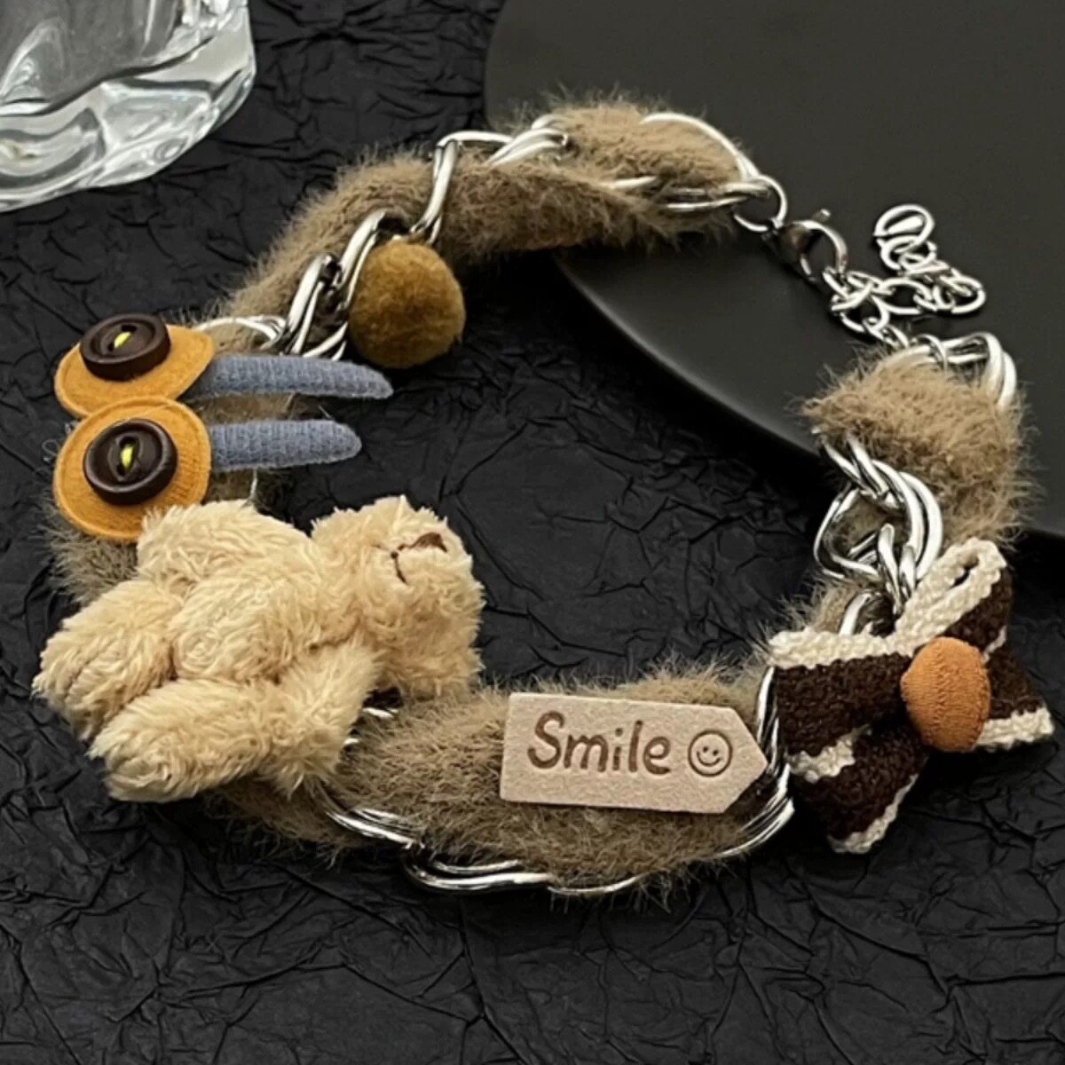 クマのネックレス