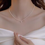 Колье из серии "Неувядающий жемчуг" из титановой стали, женственный темперамент, милый французский стиль, двухслойная цепочка для ключиц, нишевый дизайн