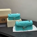 Canvas turquoise