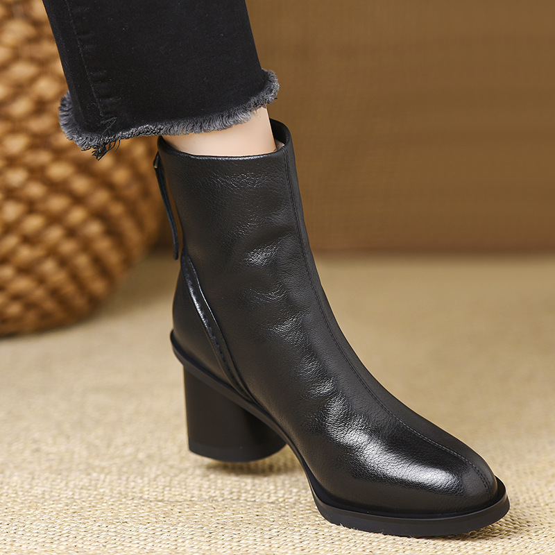 Boot nữ cổ thấp lông xù giữ ấm khóa kéo sau gót dày mũi tròn — Màu đen, Màu mơ