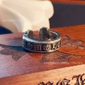 Round scroll