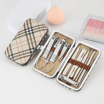 White oblique grid nail clippers suit 13-piece nail clippers beauty tools combination nail clippers trimming suit