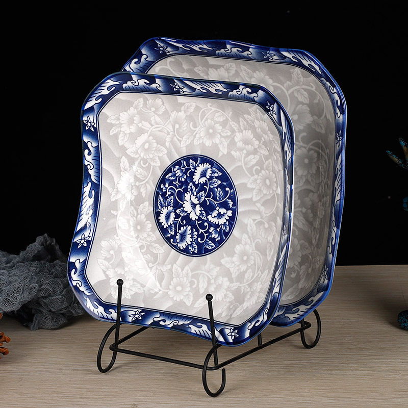 Green Print Ceramic Dishes and Plates Set Daily Necessities Blue and White Porcelain Tableware Home or Hotel Tableware Ceramic