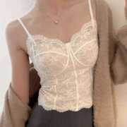 Autumn and Winter French Lace Pure Desire Camisole with Beautiful Back Design, Integrated Cup, No Need for a Bra, Slim Fit, Thin