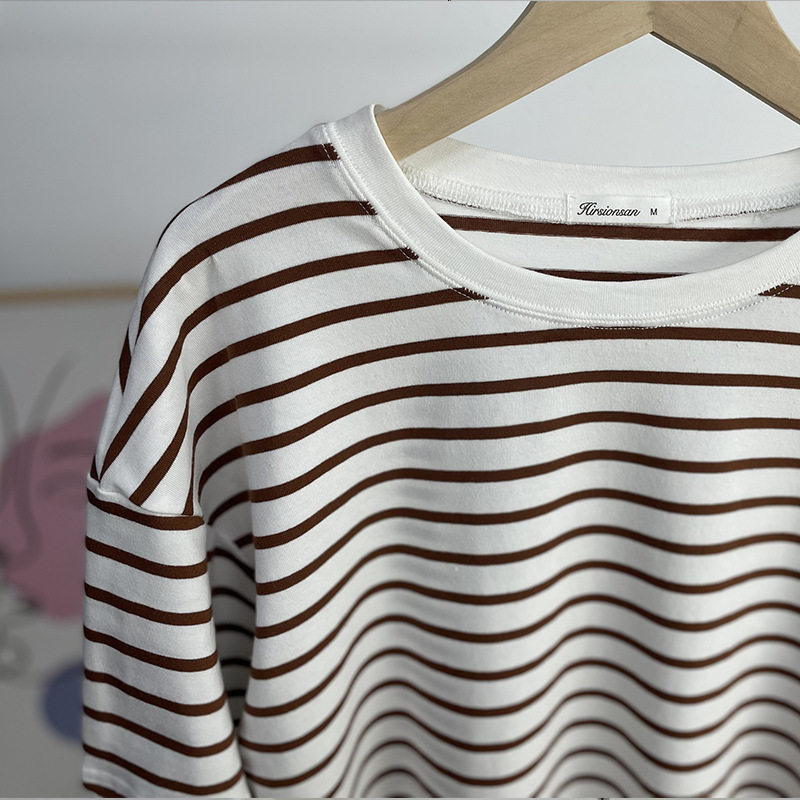 Striped Split Hem T Shirt for Women Loose Fit Short Sleeve Summer Style Casual Wear Wholesale Available