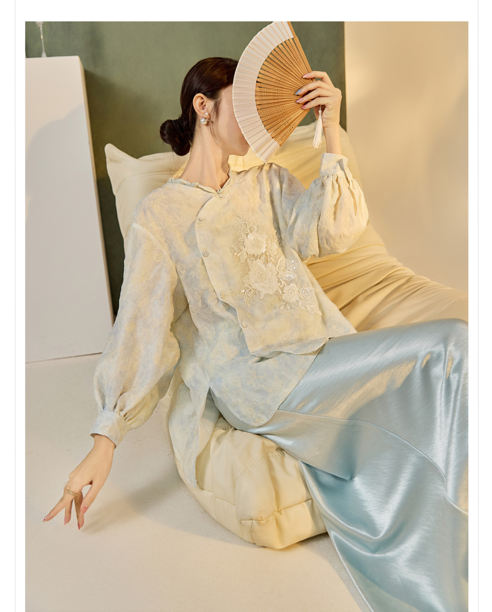 Áo sơ mi nữ dài tay thêu hoa cổ tròn phong cách thanh lịch — Cloud Water Blue (Giao hàng ngay hôm nay), Cloud Water Blue (Giao hàng trong 7 ngày)