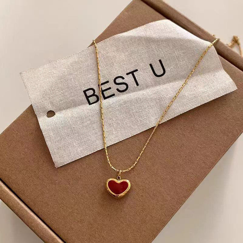 Niche high-end red love pendant necklace women's light luxury fashion unique all-match neck chain clavicle chain