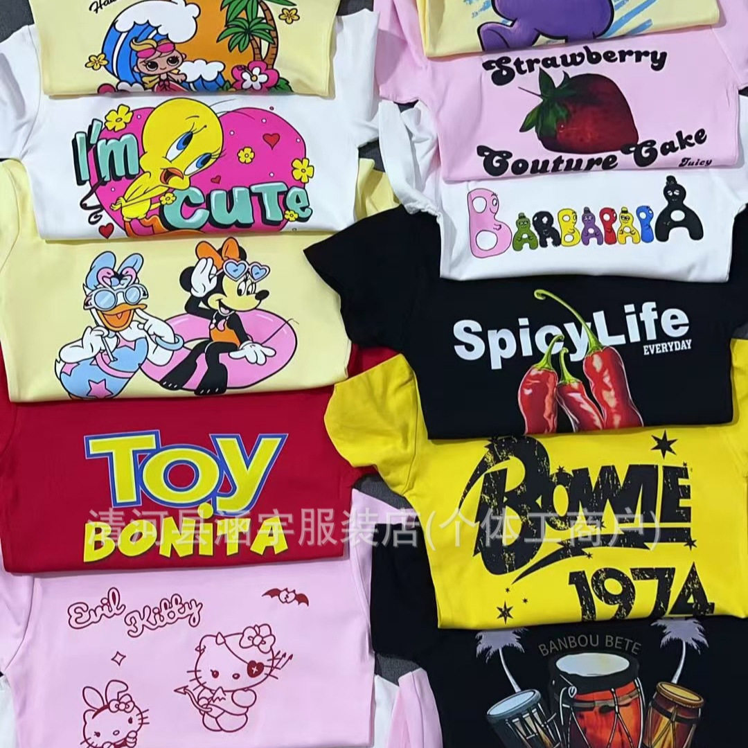 เสื้อยืดแขนสั้นสำหรับผู้หญิง Basictops เสื้อตัวบนแบบเรียบง่าย พิมพ์ลายการ์ตูน ผ้าฝ้ายริบบิ้น สไตล์ยุโรปและอเมริกา ฤดูร้อน รุ่นใหม่