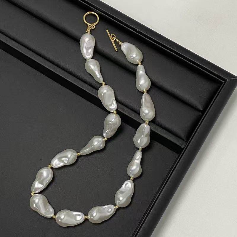 European and American Elegant Baroque Special-Shaped Pearl Necklace Women's Personalized Light Luxury High-Level Clavicle Chain Necklace Chain Woolen Chain