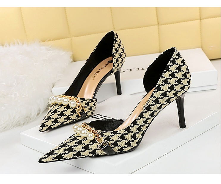 Giày cao gót nữ mũi nhọn họa tiết ca rô phối xích kim loại — 8829-1 đen 11CM, 8829-1 màu mơ 11CM, 8829-A1 đen 7.5CM, 8829-A1 Màu mơ 7.5CM
