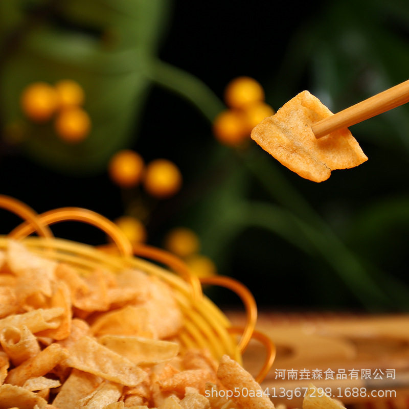 Yam flakes 33g potato chips leisure net red snacks yam tablets doll machine a box of 160 packs of snacks wholesale