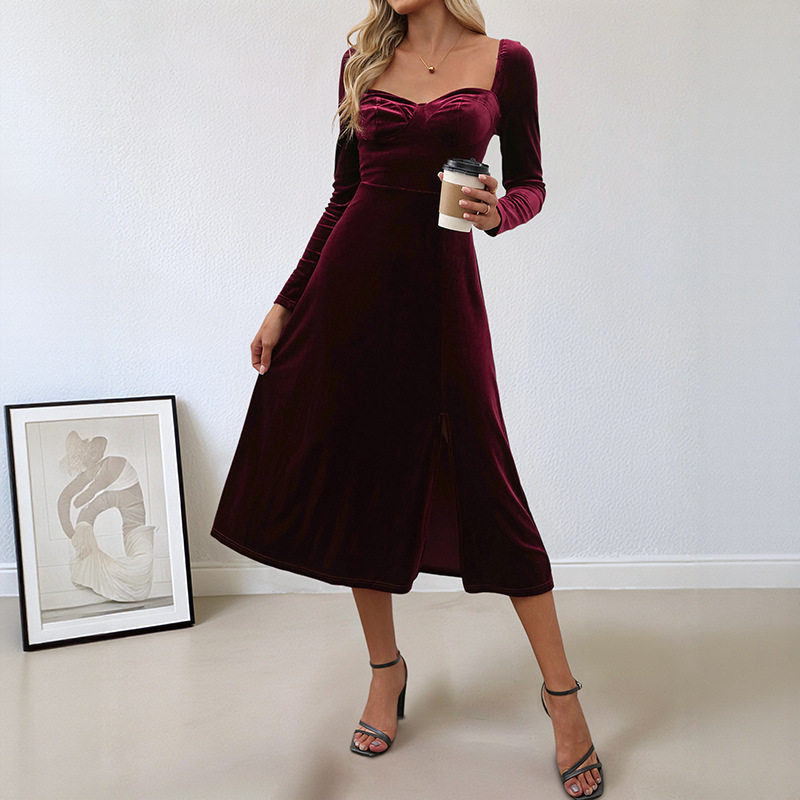 Vintage Style Velvet Evening Dress Solid Color Square Neck High Slit Perfect for Dates and Special Occasions