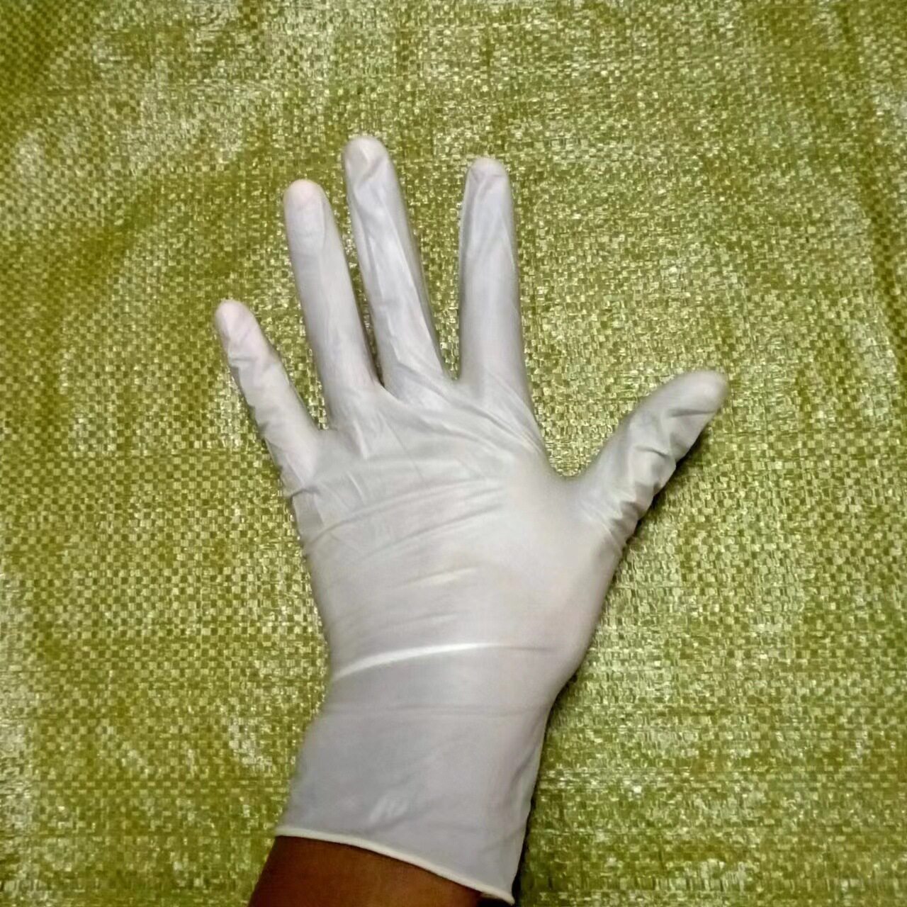 Weilun disposable thickened latex gloves powder-free hemp surface regardless of left and right hands are allergic to rubber latex