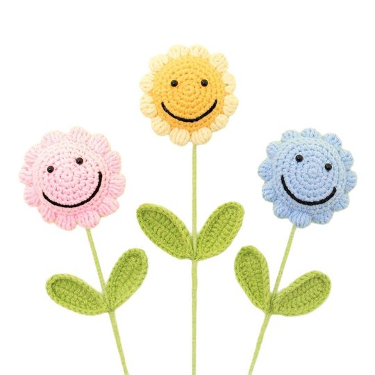 Smiley sunflower finished hand-woven bouquet finished product eternal flower Teacher's Day Children's Day gift night market stall
