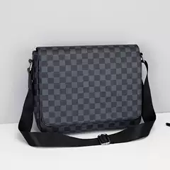 Men's Bag Flip Shoulder Bag European and American Fashion Men's Crossbody Bag Horizontal Casual Computer Briefcase Men's Plaid Backpack