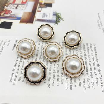 Spot Direct Supply Plastic Imitation Pearl Buckle Round Foot Women's Shirt Coat Button Plated Plastic Gold Button