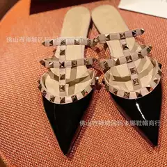 2024 Summer New Cyber Celebrated Rivet Pointed Flat Sandals Women's Genuine Leather Wrap Top Outwear European and American Style Sliding Sandals