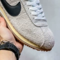 Gray black [suede]