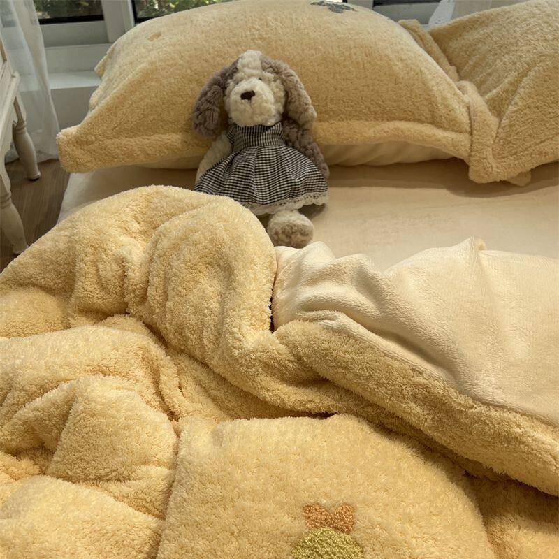 Ins Winter Thickened Teddy Fleece Yellow Towel Embroidered Christmas Tree Milk Fleece Four-Piece Set Coral Fleece 1.5m 1.8 m