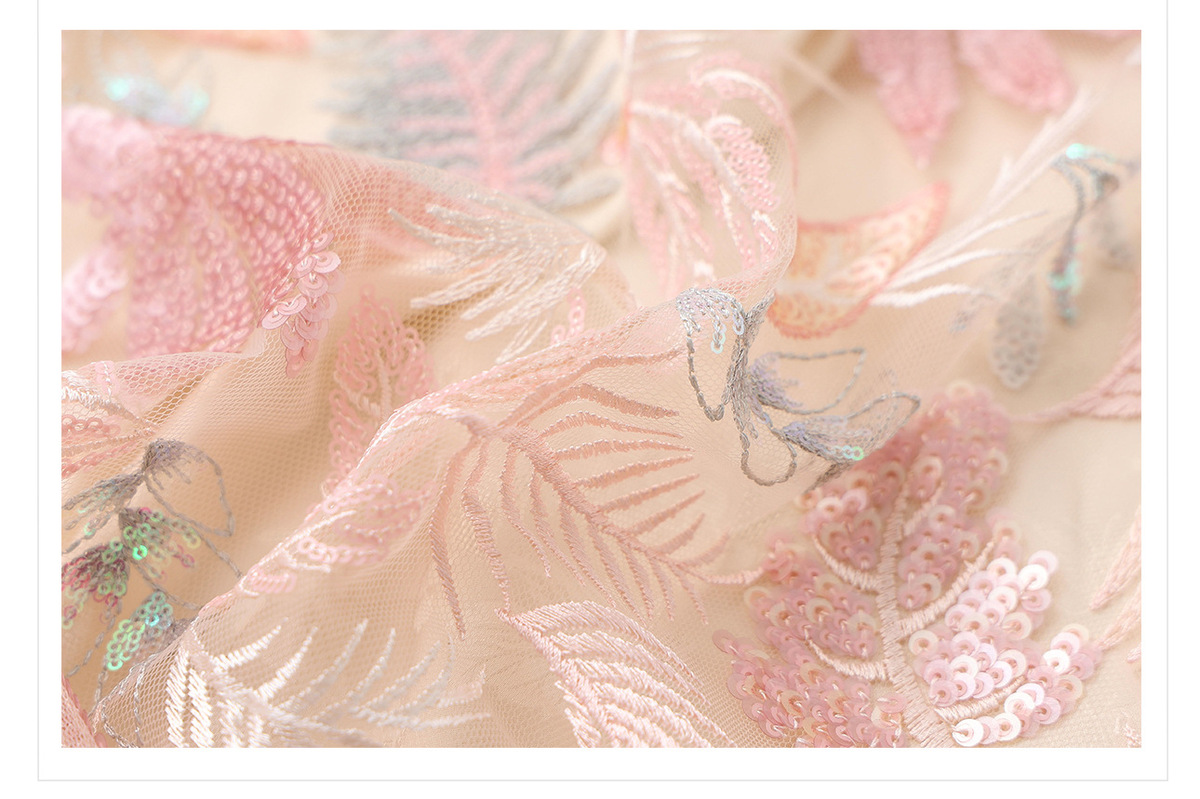Bộ áo gilê thêu nổi tua rua và chân váy sequin nữ dáng chữ A — Váy sequin (giao hàng trong 7 ngày), Váy sequin (giao hàng trong ngày), Áo vest tua rua (giao hàng trong 7 ngày)