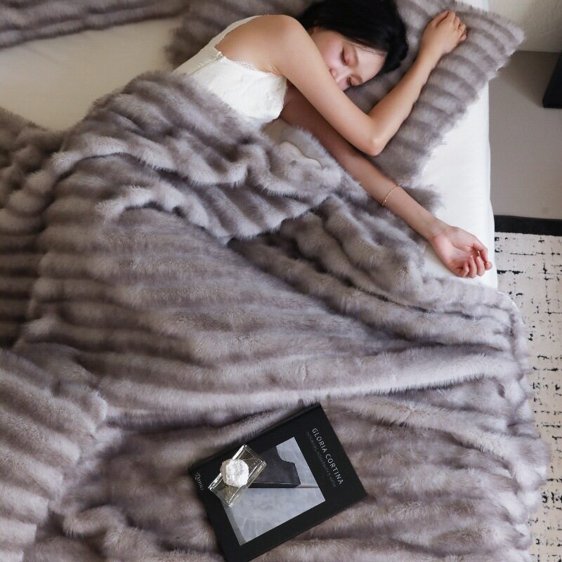 High-grade Class A Thickened Imitation Mink Fleece Imitation Fur Blanket Autumn and Winter Warm Sofa Blanket Nap Blanket Office Fleece Blanket 6