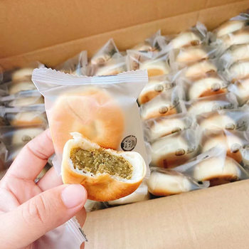 Maixiao Snow White Meiniang skin green bean cake online popular specialty independent packaging fresh taro Xianglian pastry snack 10 Jin box