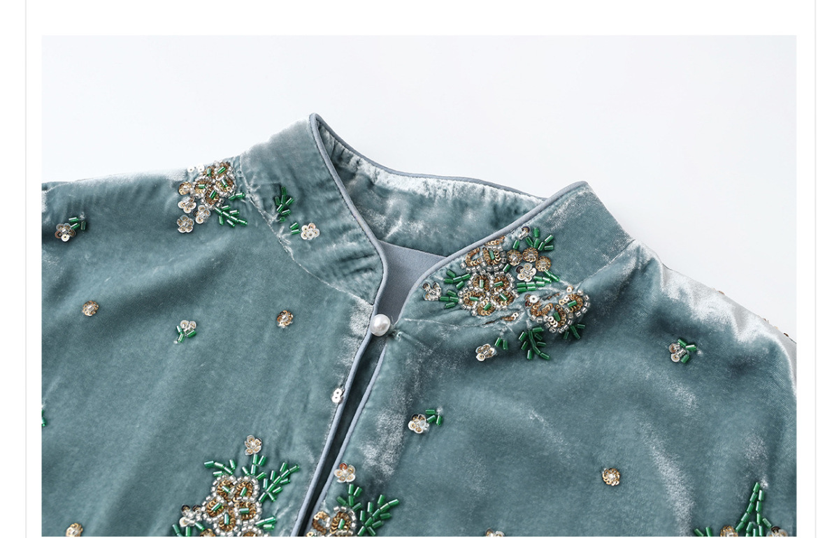 Áo sơ mi nữ lụa tơ tằm cổ đứng cài khuy kiểu cardigan thêu hoa — Dương Tây Đỏ (Giao Hàng Ngay)