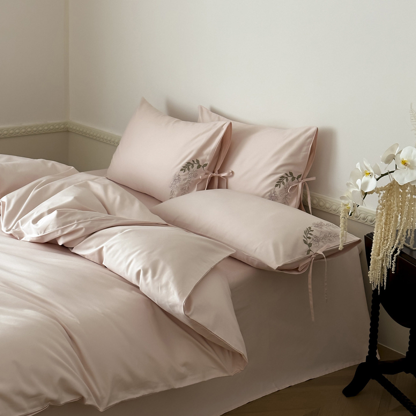 High-End Feel! Class a 100-Count Long-Staple Cotton Four-Piece Set, Solid Color Embroidered Bow Pillowcase, Pure Cotton Duvet Cover, Bed Sheet