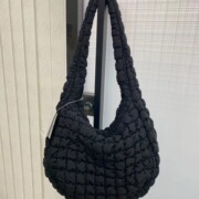 Korean Style New Bag Women's Cloud Bag Pleated Large Bag All-match Bubble Large Capacity Bag Dumpling Bag Commuter Crossbody Bag
