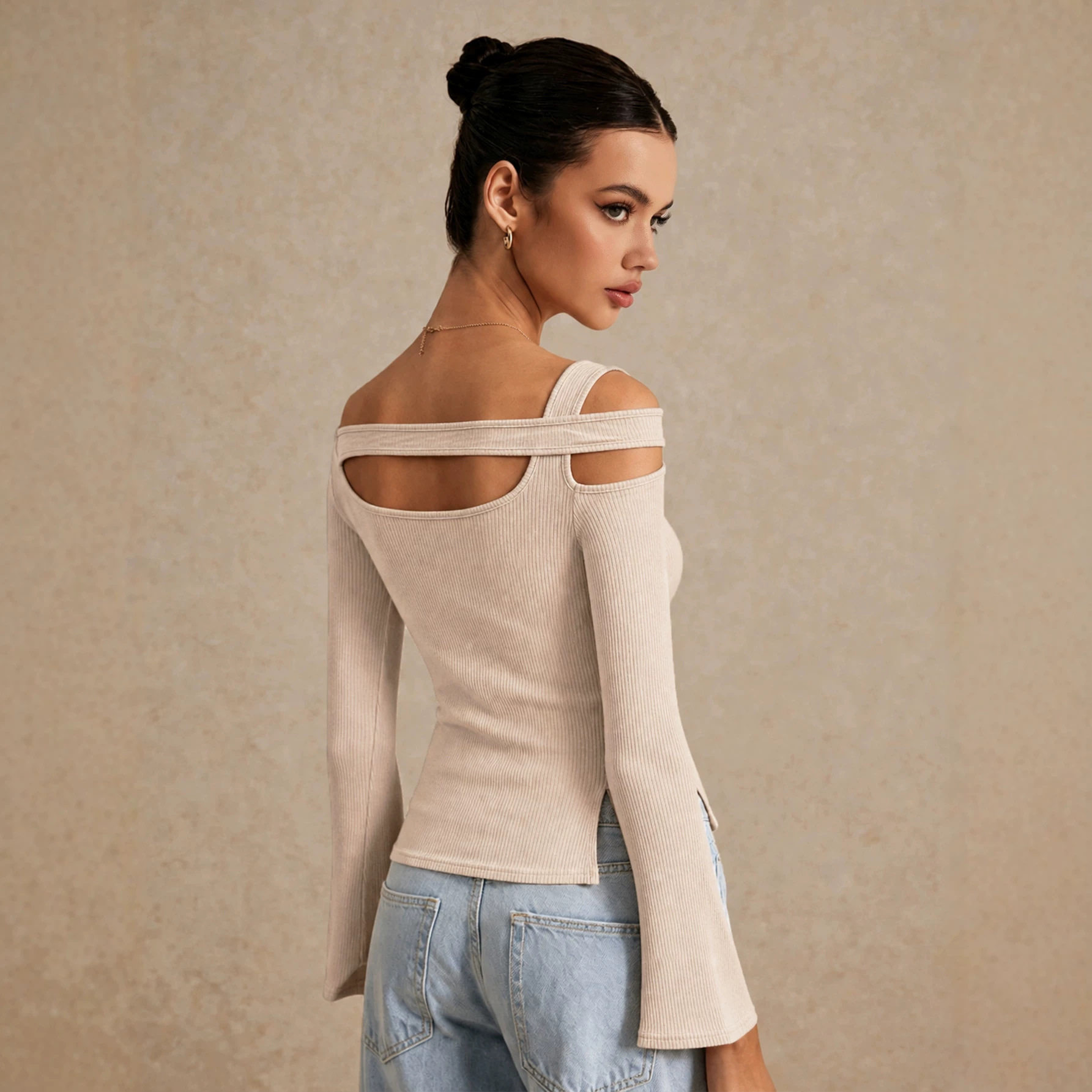 Off Shoulder Hollow Out Knit Top Bell Sleeves Side Slit Slim Fit Autumn Winter Fashion Wholesale Available