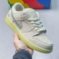 Off-white [mummy]
