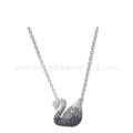 Gradient black swan white gold large necklace