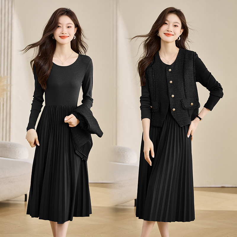 (Mới) Mã B6569 Giá 1860K: Đồ Bộ Nữ Hatdng Cả Bộ 2 Món Hàng Mùa Xuân Thu Đông Phục Cổ Cổ Điển Thời Trang Nữ Chất Liệu G05 Sản Phẩm Mới, (Miễn Phí Vận Chuyển Toàn Quốc).