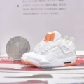4L Weiss (a pair of naked shoes)