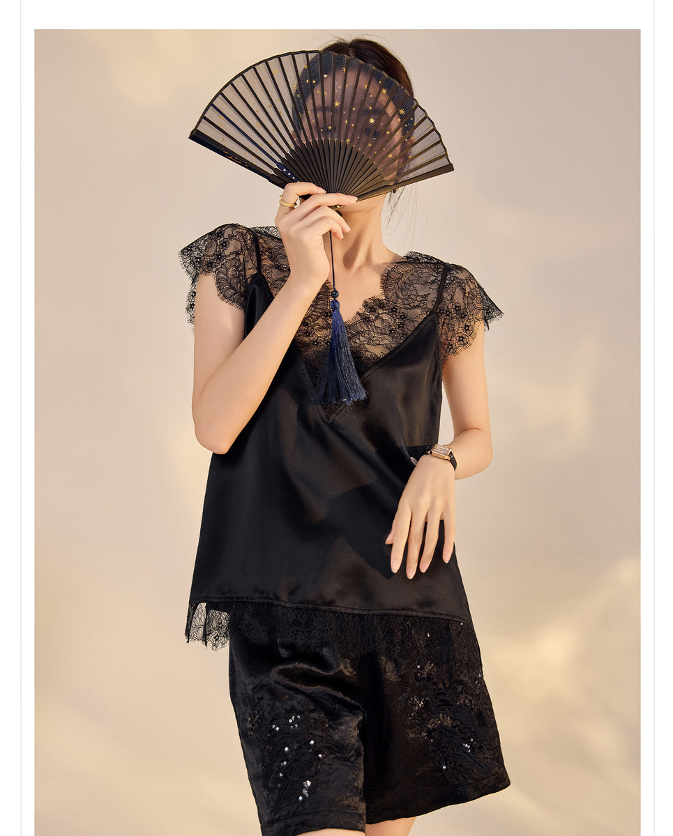 Áo hai dây nữ ren gợi cảm lưng trần dáng dài — Đen Obsidian (Tóc 7 ngày), Màu đen Obsidian (phát hành cùng ngày), Màu trắng ngà (giao hàng trong 7 ngày), Màu trắng ngà (tóc cùng ngày)